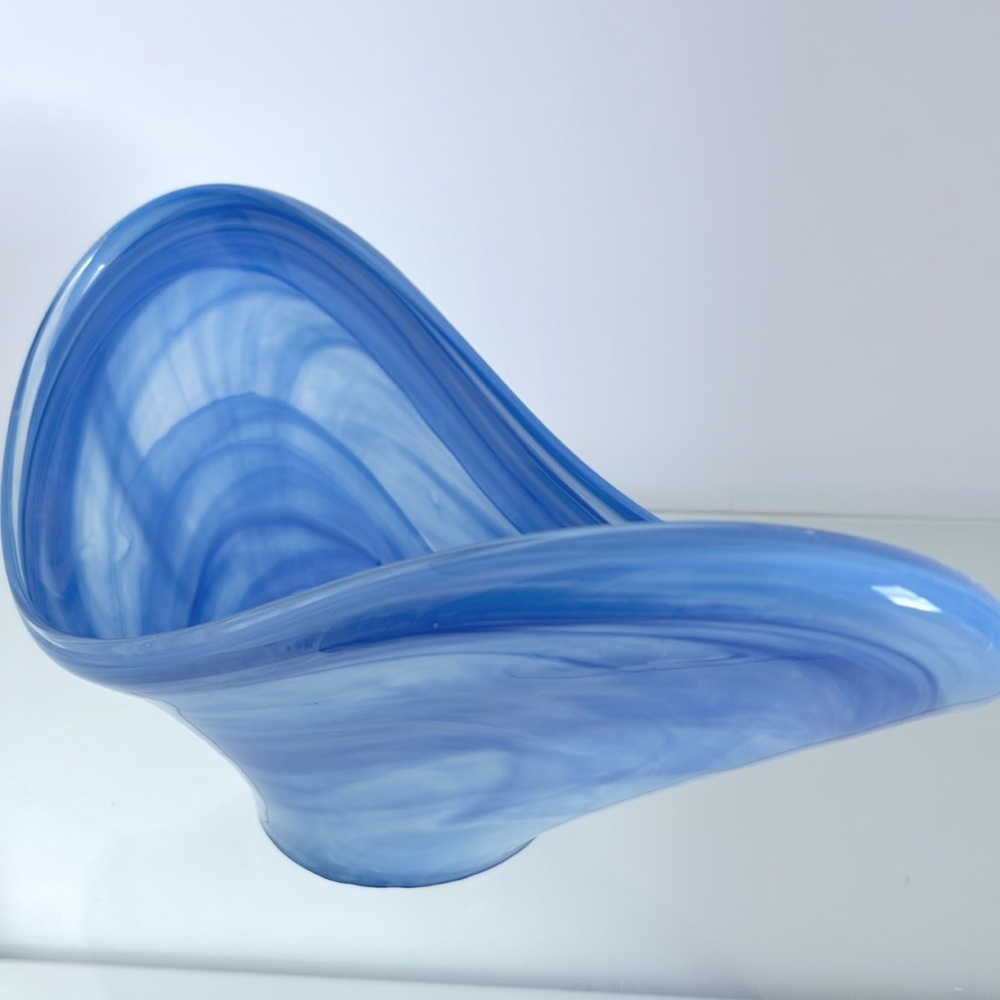 MADE IN MURANO ITALY recycled artisan glass abstract wave shell bowl